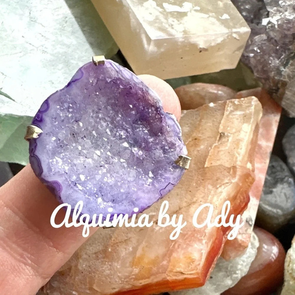 Raw Purple Jade Victorian ring in silver setting /maximalist/drusy/pinky ring - Picture 4 of 9